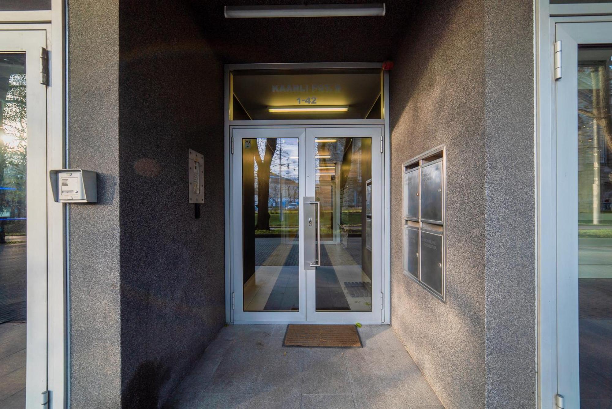Romeo Family Kaarli Apartment Tallinn Exterior foto